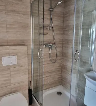 Domki Parterowe Z Basenem Morza Szum