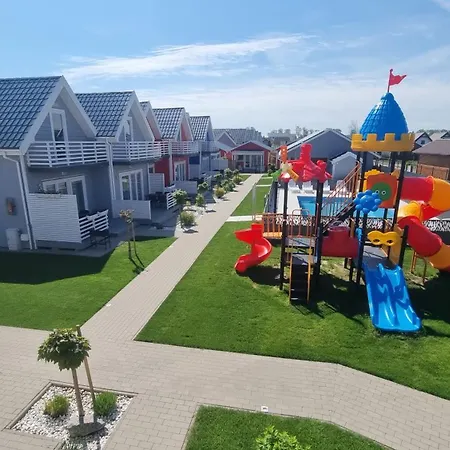 Z Basenem Morza Szum Holiday home *