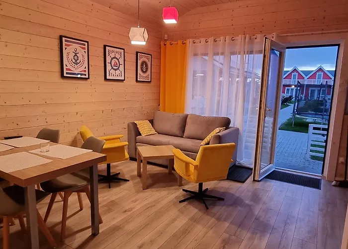 Parterowe Z Basenem Morza Szum Casa de Férias Sarbinowo