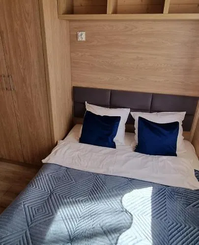 Parterowe Z Basenem Morza Szum