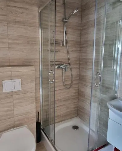 Parterowe Z Basenem Morza Szum